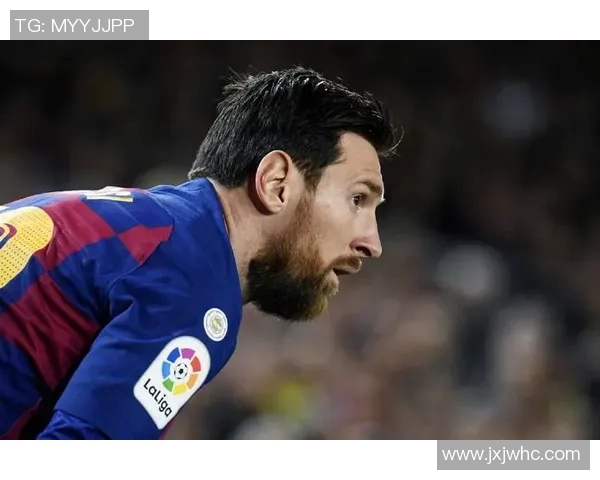 足球明星重返赛场感人瞬间受伤痊愈视频记录奋斗与坚持的旅程