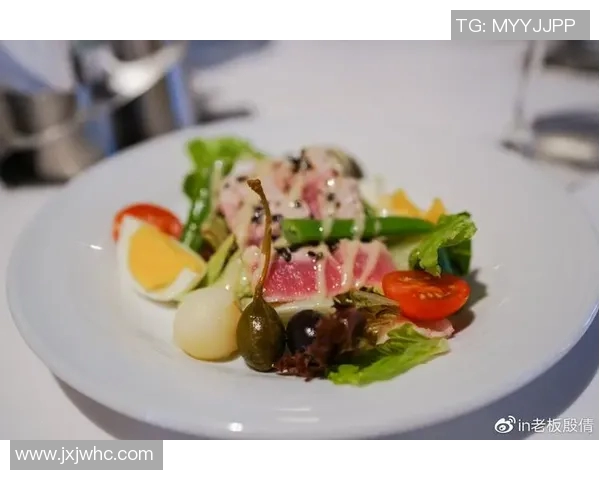 游轮足球明星揭秘:谁是海上足球的璀璨之星 游轮足球明星揭秘:谁是海上足球的璀璨之星